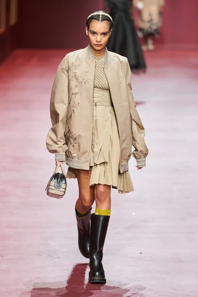 Look 31